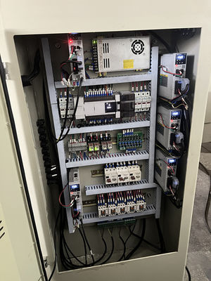 LDX-026A Całkowicie zamknięta CNC płytka piły okrągłej przednia i tylna kąt szlifowania